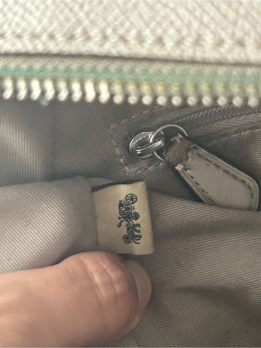 Coach Crossgrain Leather Jordyn Beige Backpack - Picture 9 of 10